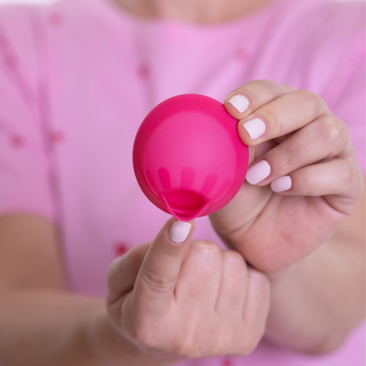 disc menstrual antibacterian femieko fuchsiacu tehnologie antibacteriana integrata.